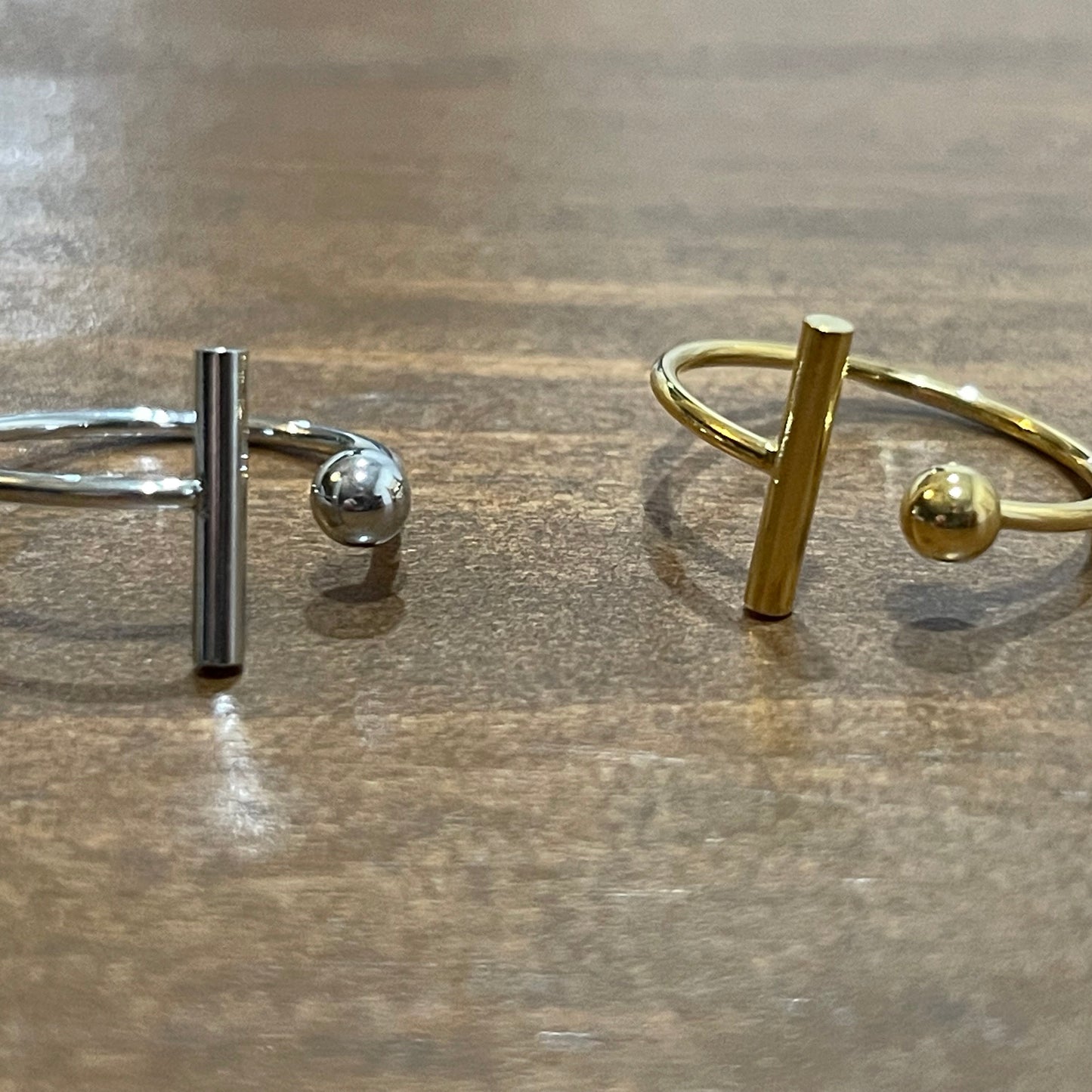 ball and t bar ring