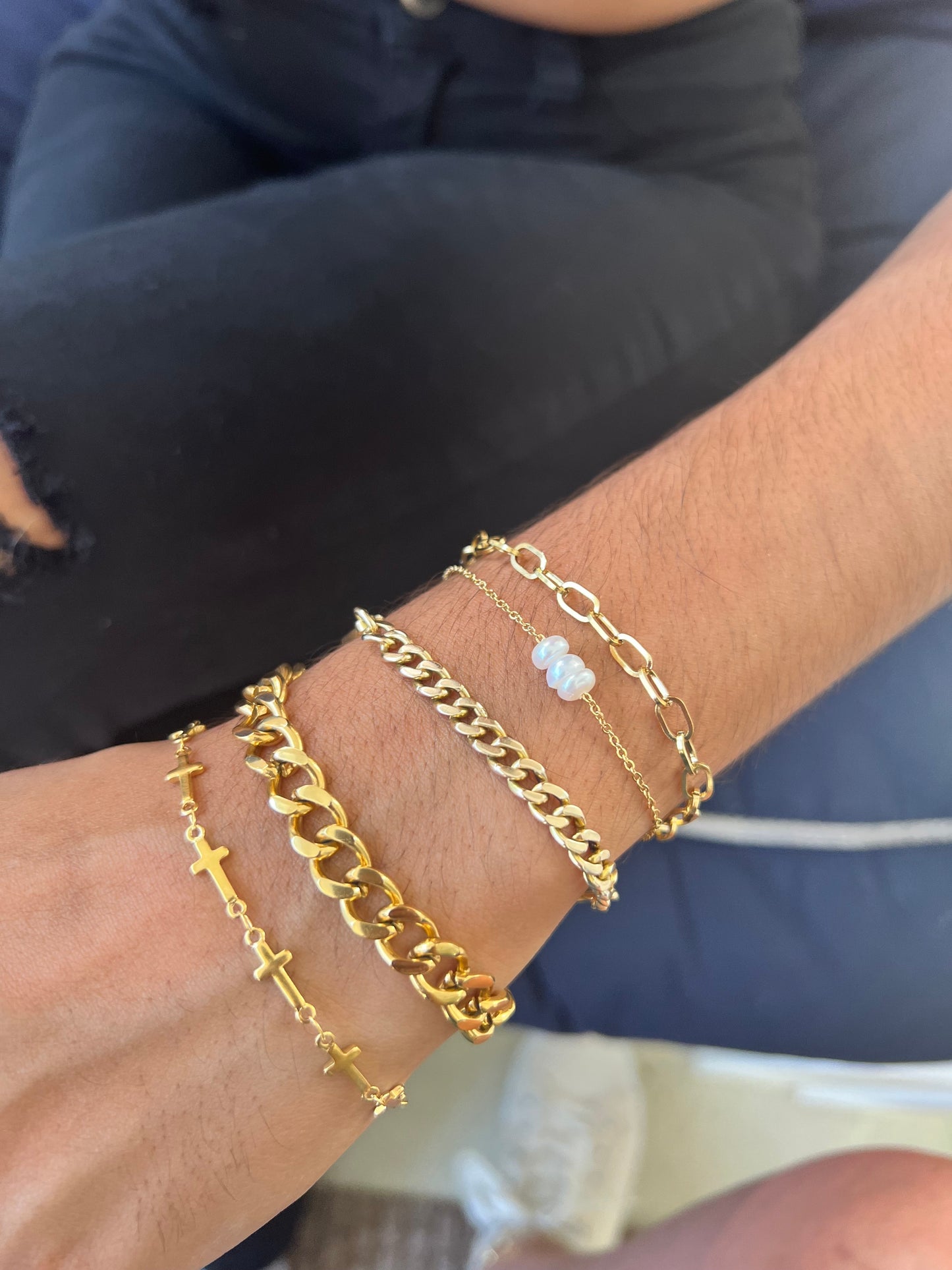 little cross bracelet