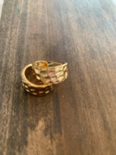 Load image into Gallery viewer, chunky hammered hoops