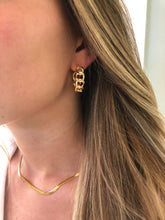 Load image into Gallery viewer, chunky chain hoops
