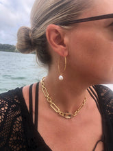 Load image into Gallery viewer, baroque pearl hoop earrings