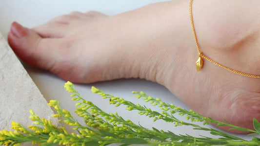 how-to-wear-anklets-style-guide