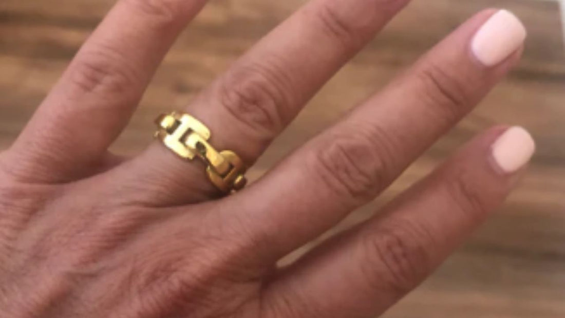 what-finger-does-promise-ring-go-on