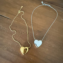Load image into Gallery viewer, waterproof chunky heart necklace