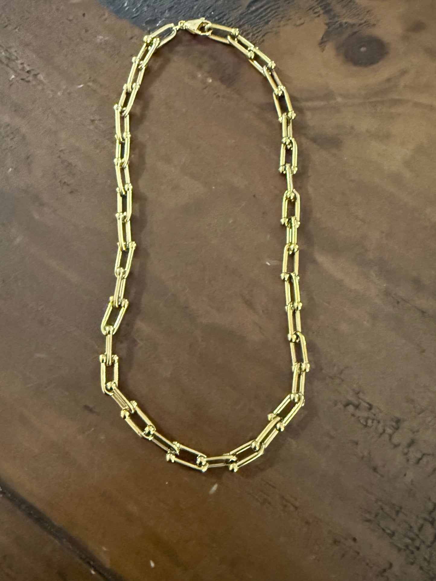 horseshoe link necklace