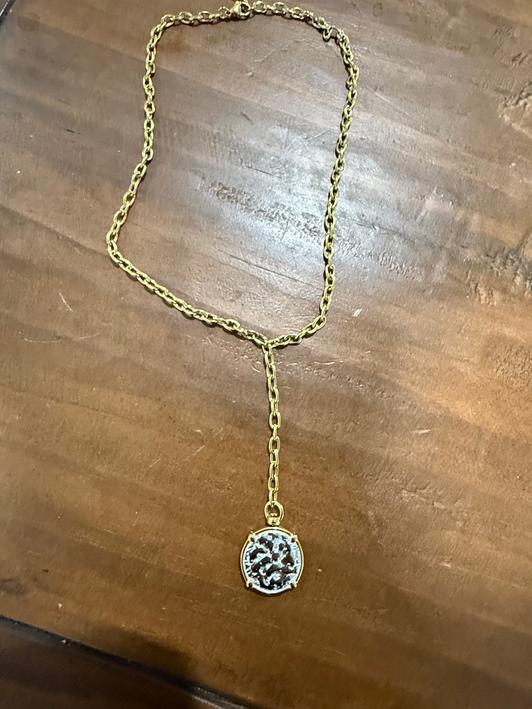 reversible mixed metal coin lariat