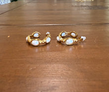 Load image into Gallery viewer, waterproof pearl hoops