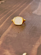 Load image into Gallery viewer, waterproof signet rings