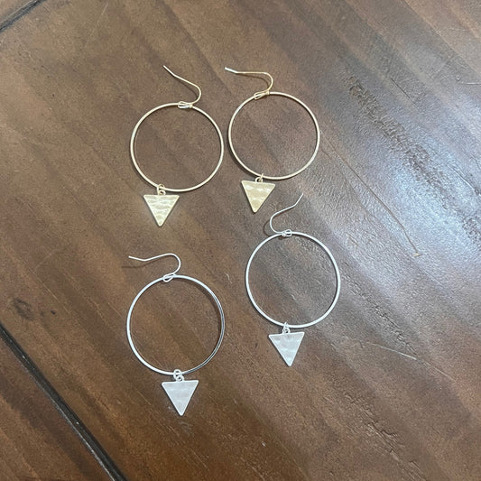 hammered triangle drop hoop