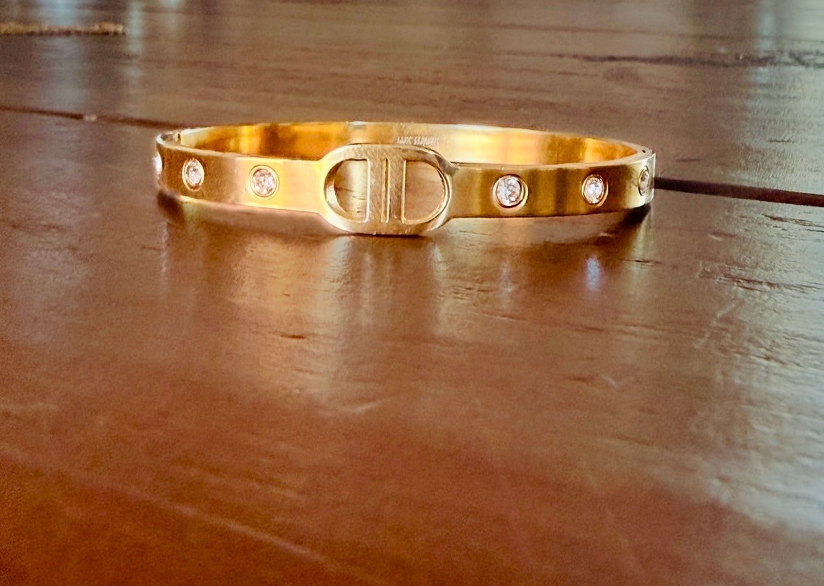 waterproof cz buckle bangle