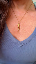 Load image into Gallery viewer, waterproof italian horn necklace