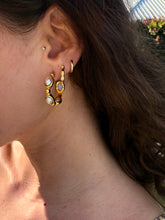 Load image into Gallery viewer, waterproof pearl hoops
