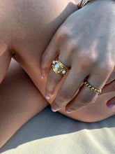 Load image into Gallery viewer, hammered waterproof wide band pearl ring
