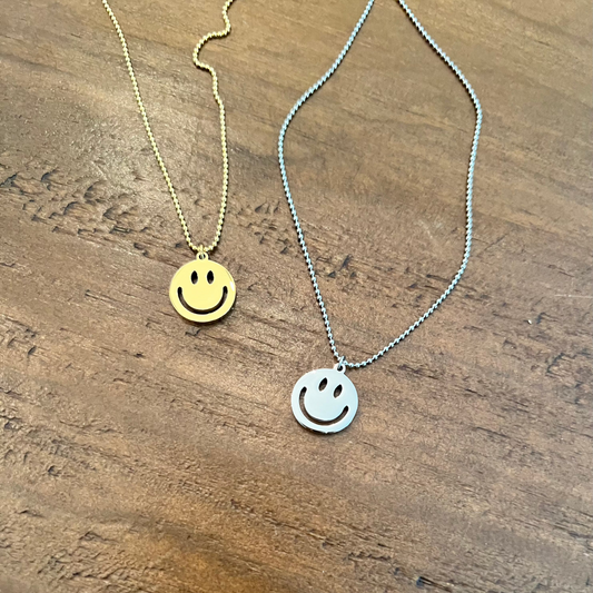 smile pendant necklace