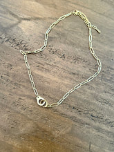 Load image into Gallery viewer, handcuff paperclip necklace