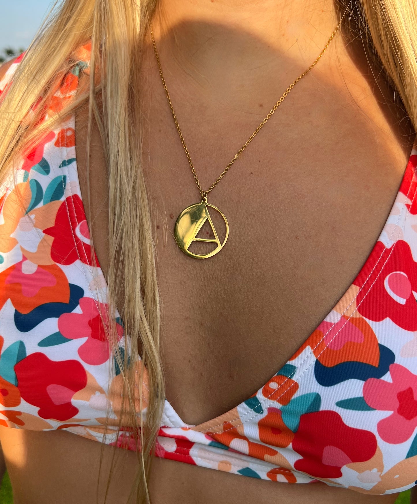 retro initial necklace