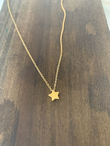 tiny star pendant necklace