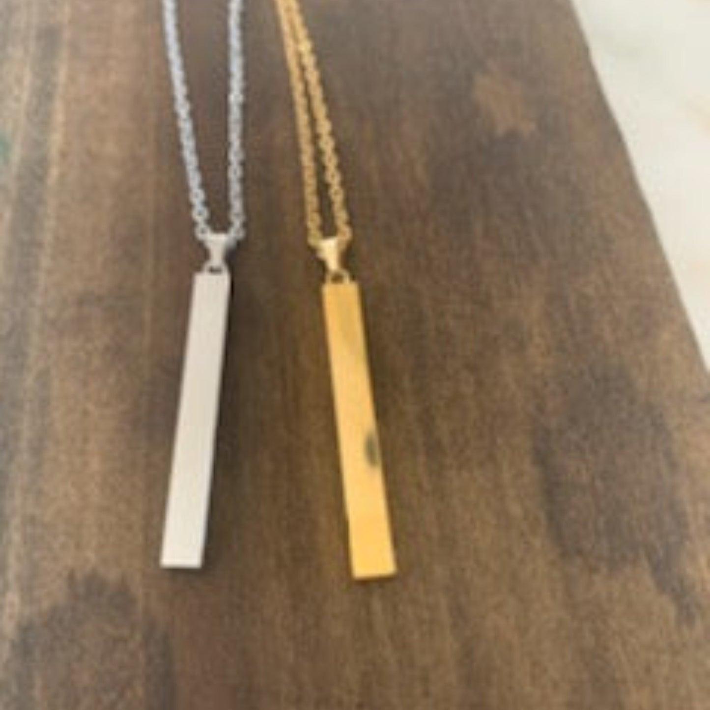 bar pendant necklace