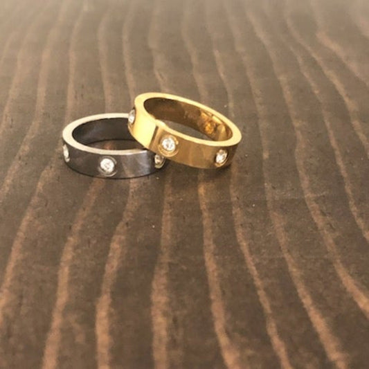 classic cz band ring