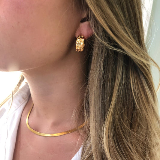 chunky hammered hoops