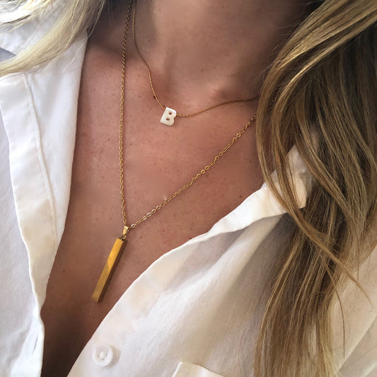 bar pendant necklace