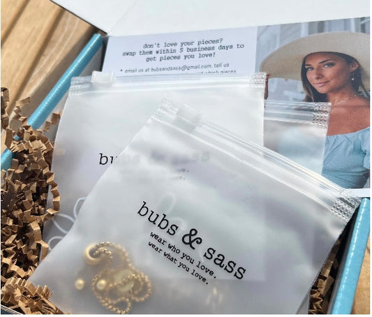 Bubs & Sass Jewelry Subscription Box – Monthly Fun