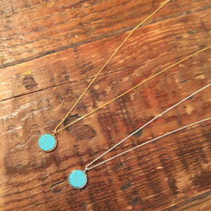 turquoise/white marble round flat pendant necklace