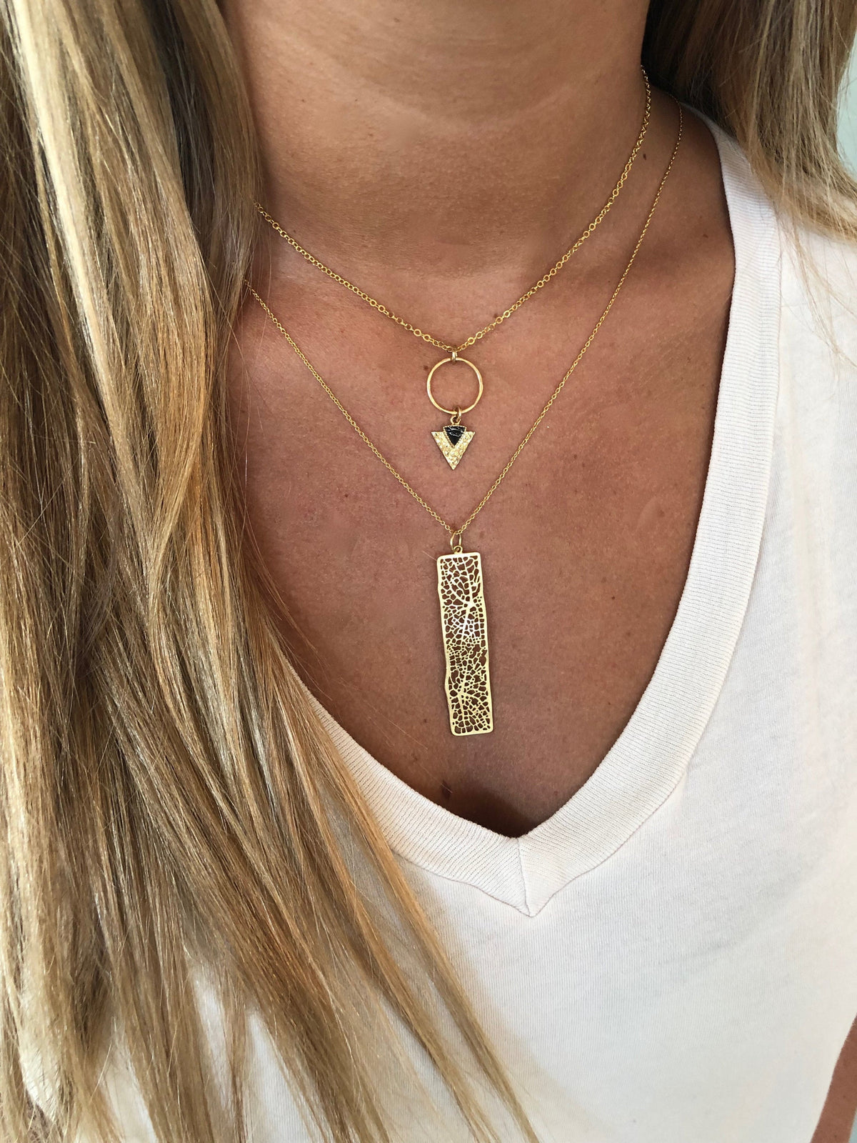 mesh bar pendant necklace