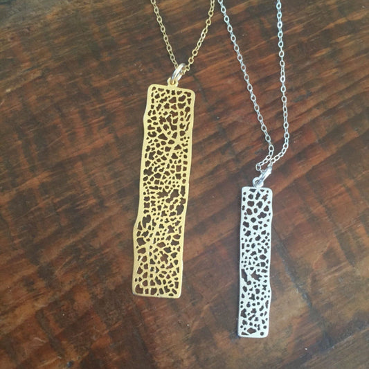 mesh bar pendant necklace