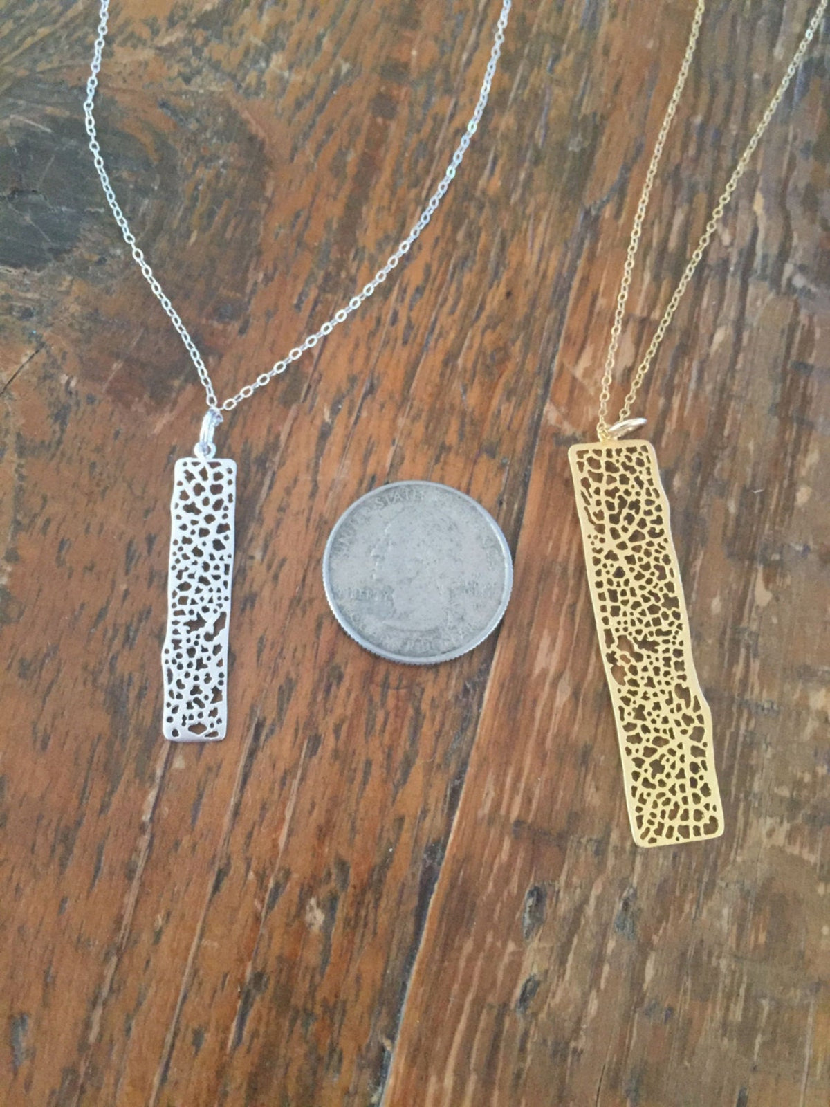 mesh bar pendant necklace